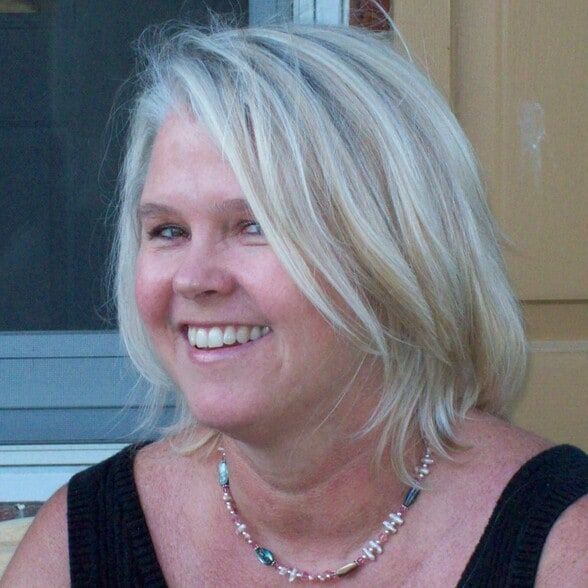 Land Listing Agent Photo