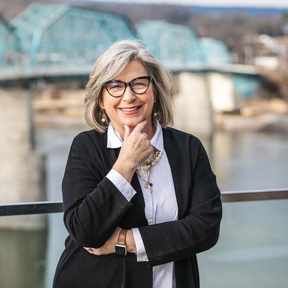 Land Listing Agent Photo