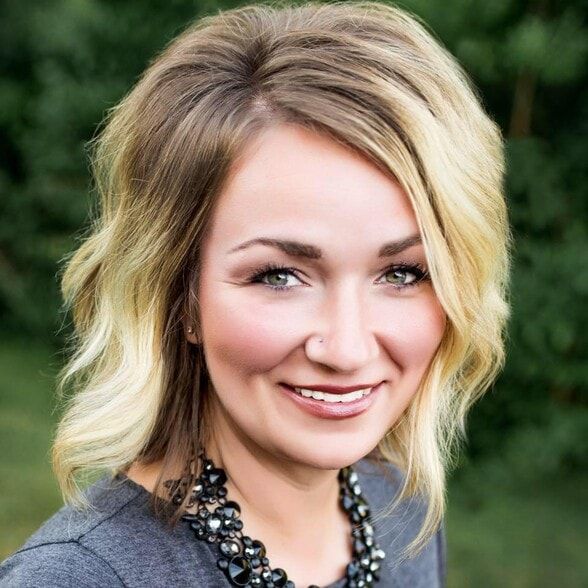 Land Listing Agent Photo