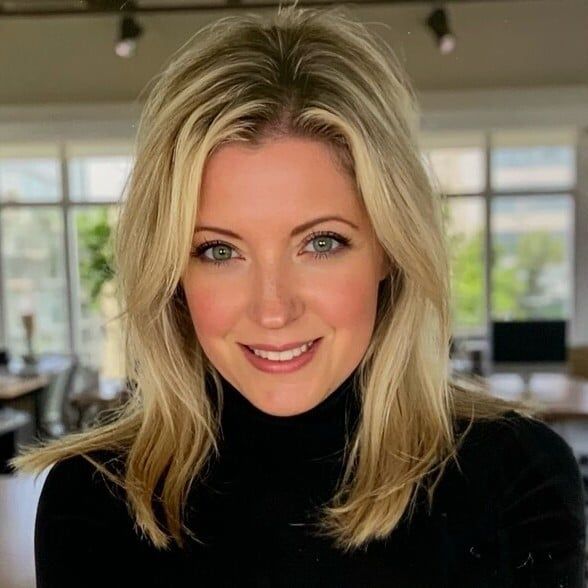 Land Listing Agent Photo