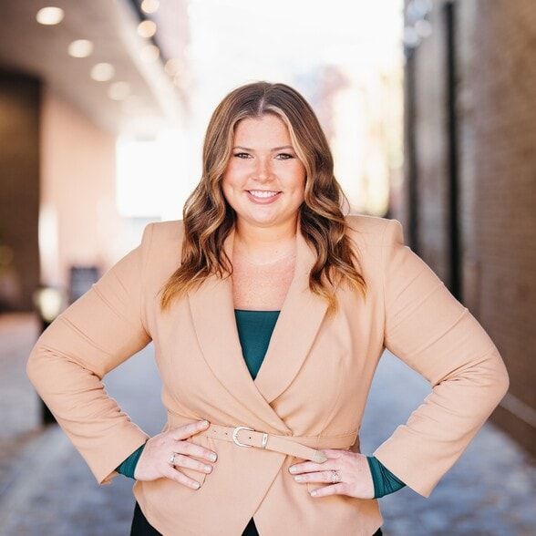 Land Listing Agent Photo