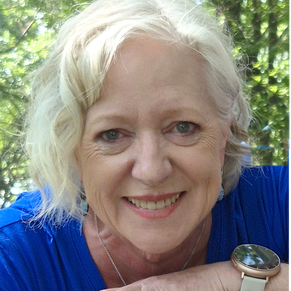 Land Listing Agent Photo