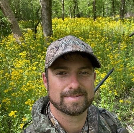 Land Listing Agent Photo