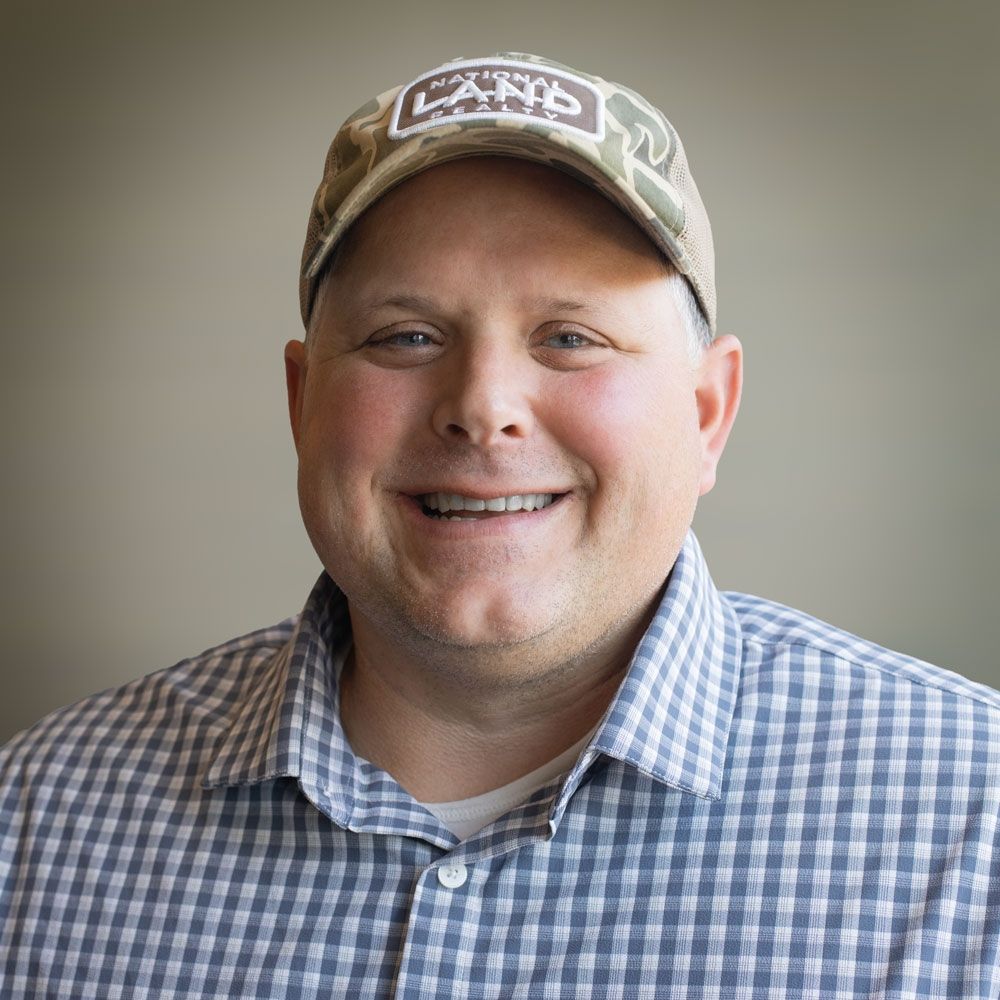 Land Listing Agent Photo