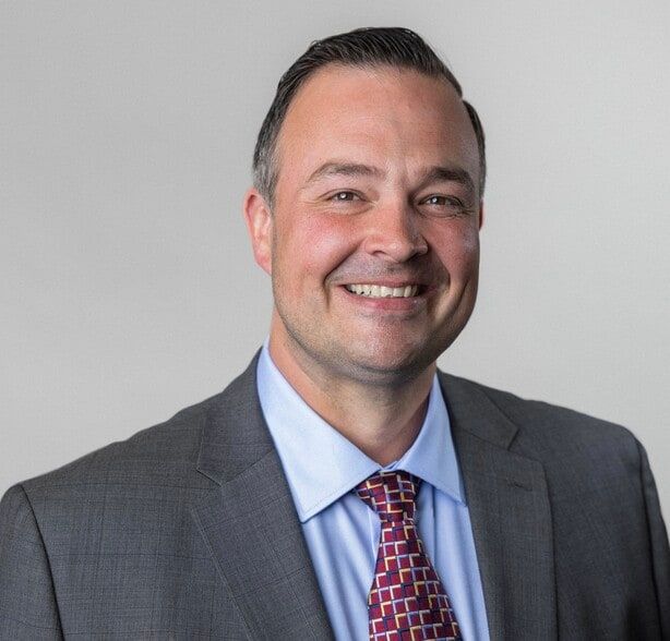 Land Listing Agent Photo