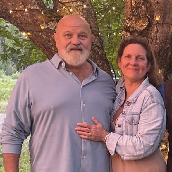 Land Listing Agent Photo