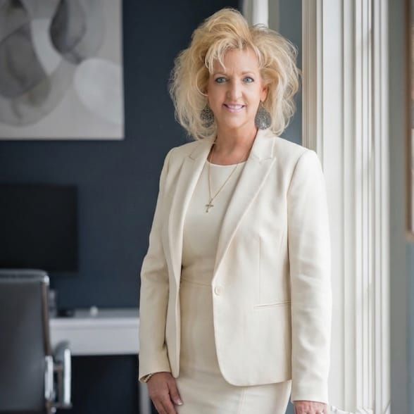 Land Listing Agent Photo