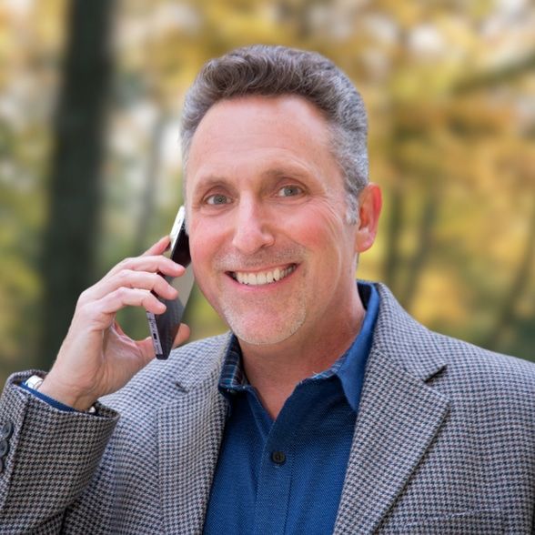 Land Listing Agent Photo