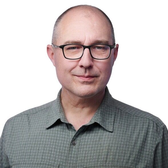 Land Listing Agent Photo