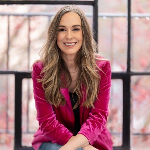 Land Listing Agent Photo