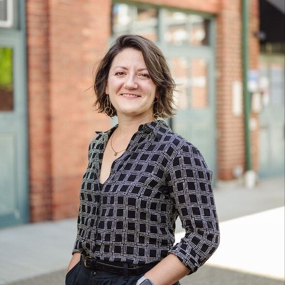 Land Listing Agent Photo