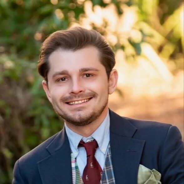 Land Listing Agent Photo