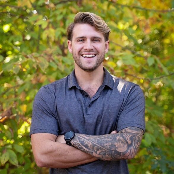 Land Listing Agent Photo