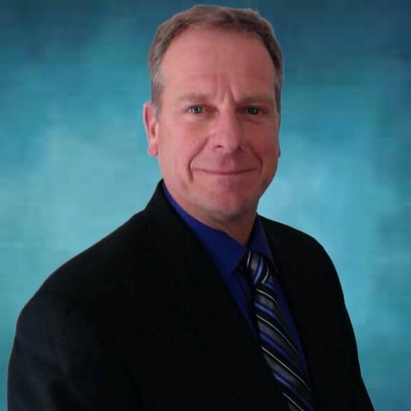 Land Listing Agent Photo