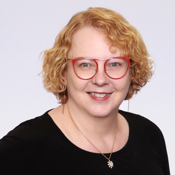 Land Listing Agent Photo