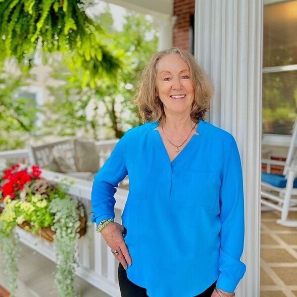 Land Listing Agent Photo