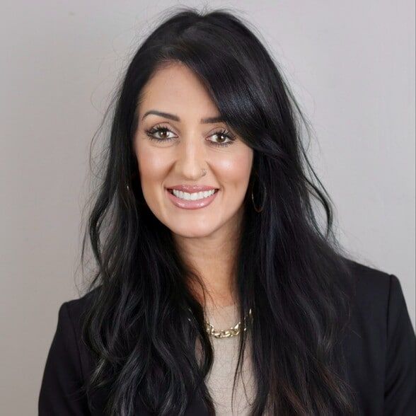 Land Listing Agent Photo