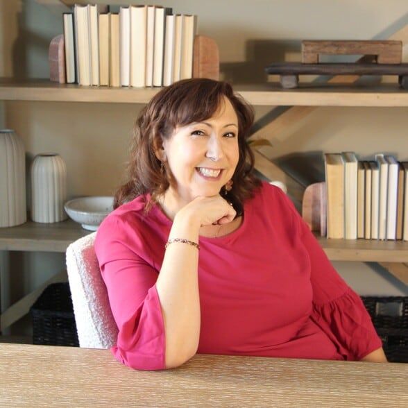 Land Listing Agent Photo