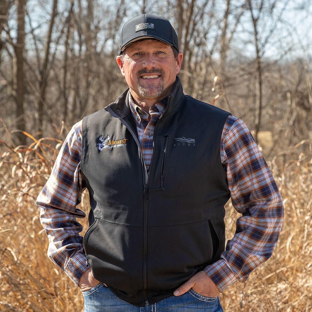 Land Listing Agent Photo