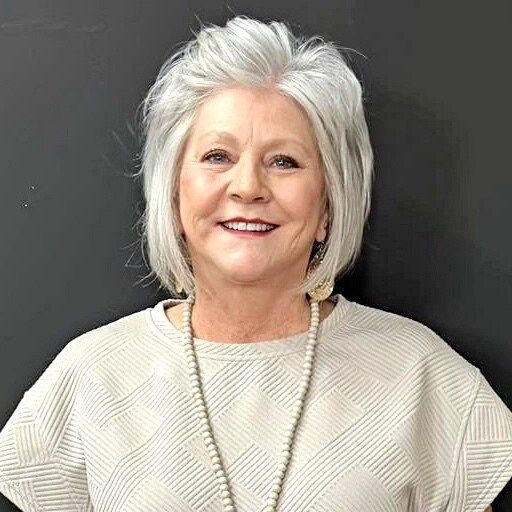 Land Listing Agent Photo