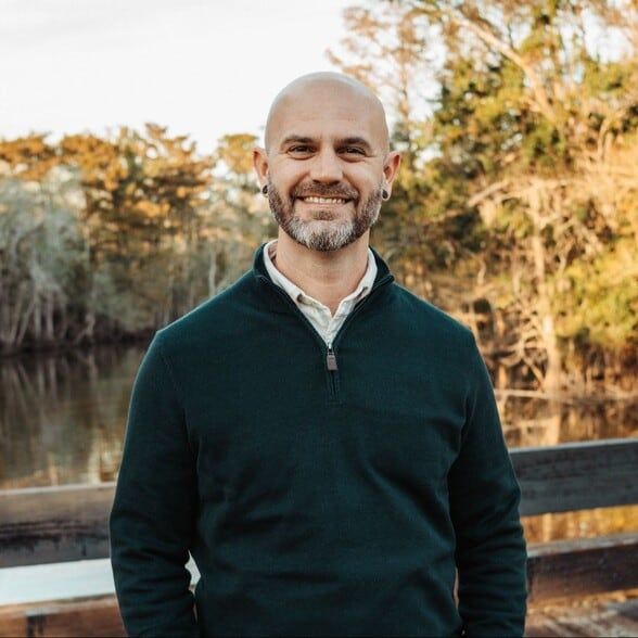 Land Listing Agent Photo