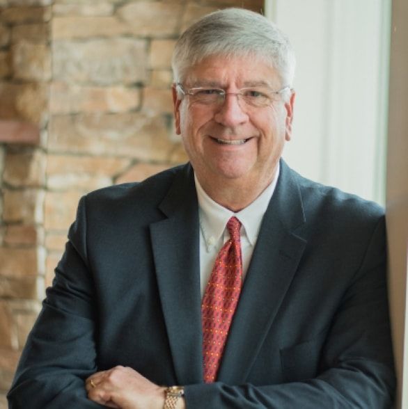 Land Listing Agent Photo