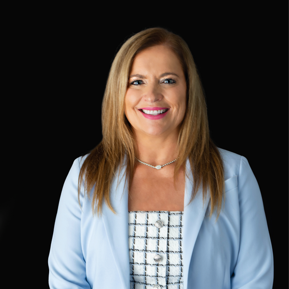 Land Listing Agent Photo