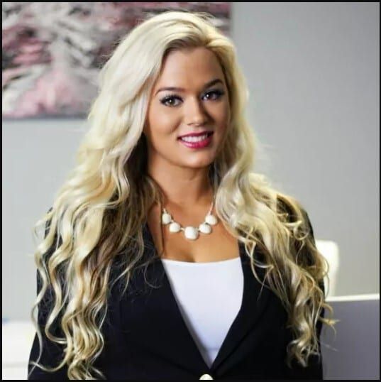 Land Listing Agent Photo