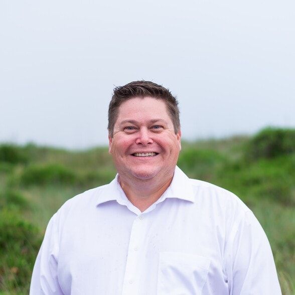 Land Listing Agent Photo