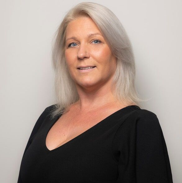 Land Listing Agent Photo