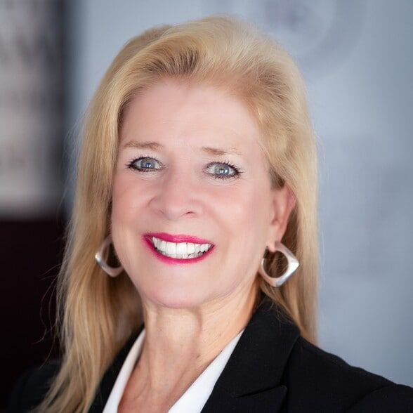 Land Listing Agent Photo