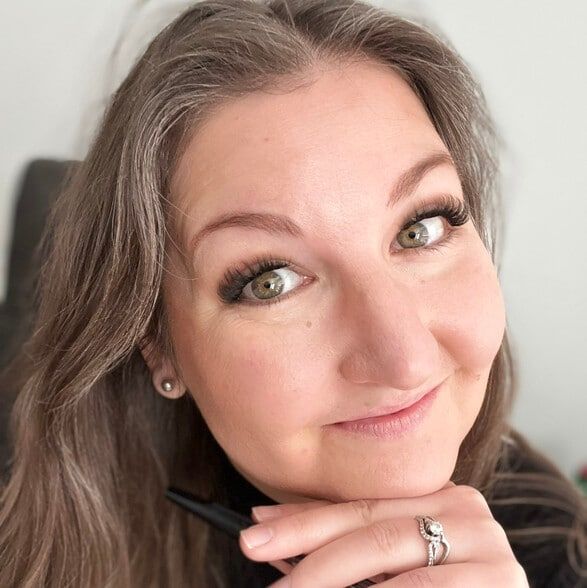 Land Listing Agent Photo