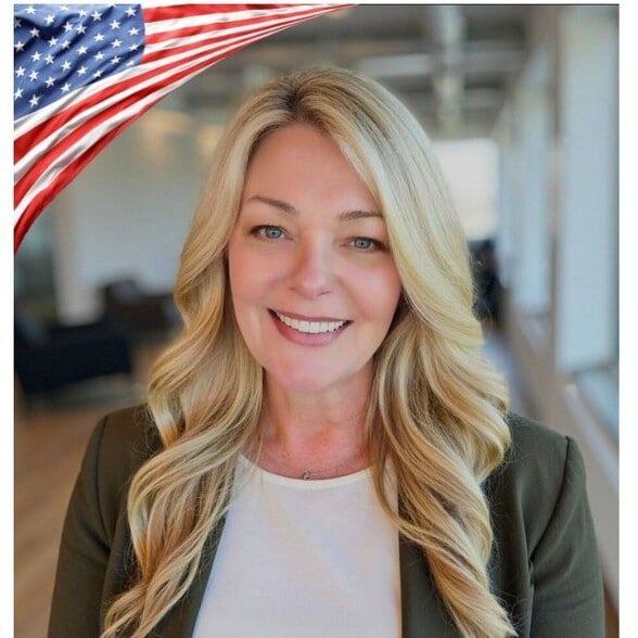 Land Listing Agent Photo