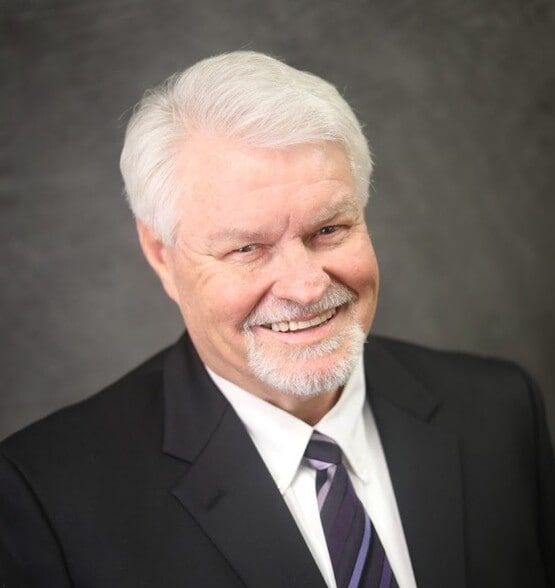 Land Listing Agent Photo