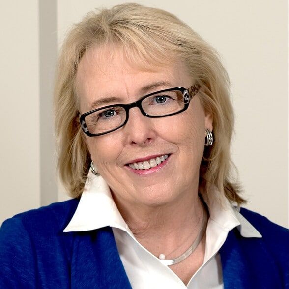 Land Listing Agent Photo