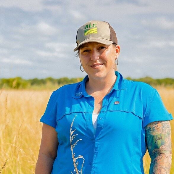 Land Listing Agent Photo