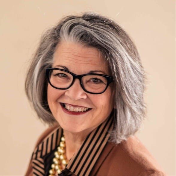 Land Listing Agent Photo