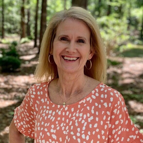 Land Listing Agent Photo