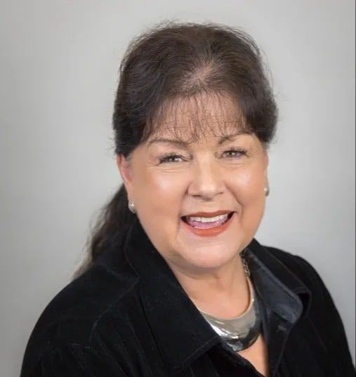 Land Listing Agent Photo