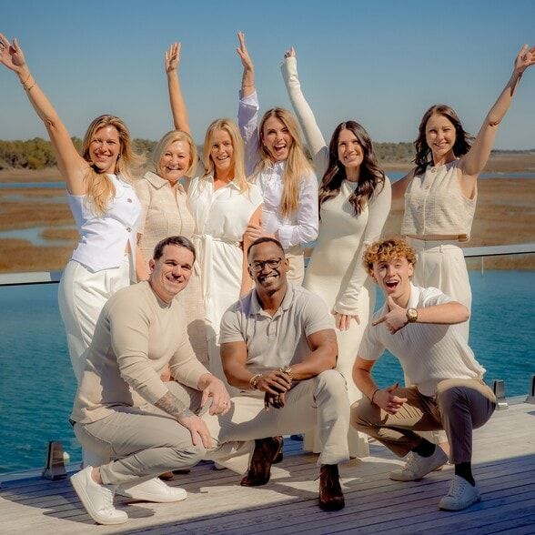 Land Listing Agent Photo