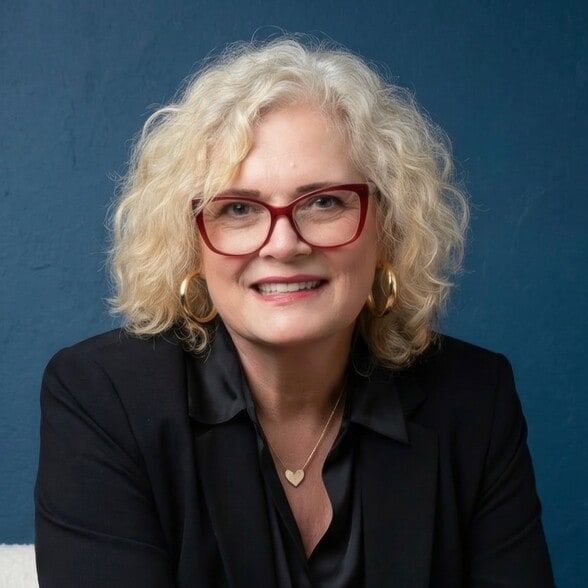 Land Listing Agent Photo