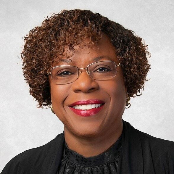 Land Listing Agent Photo