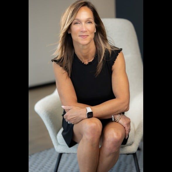 Land Listing Agent Photo