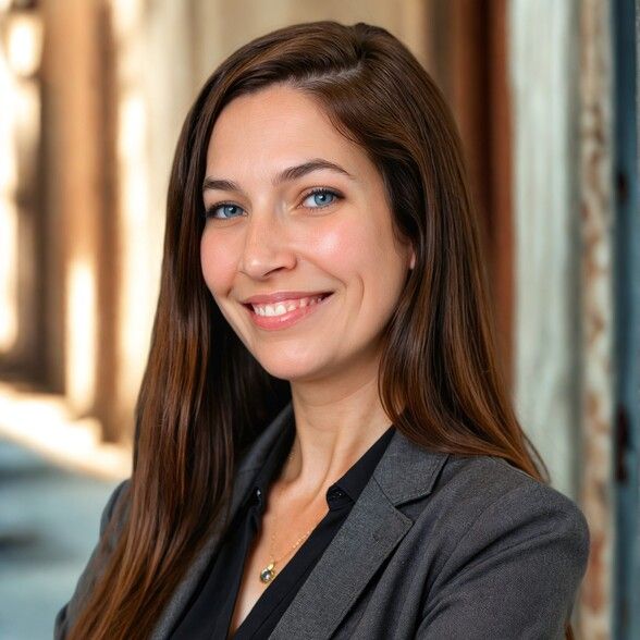 Land Listing Agent Photo