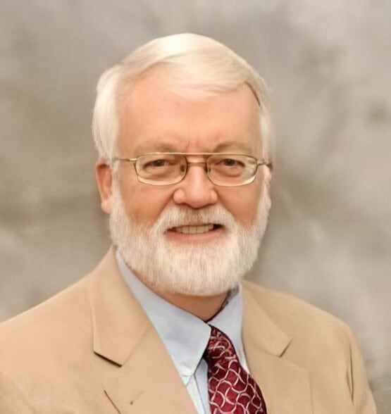 Land Listing Agent Photo