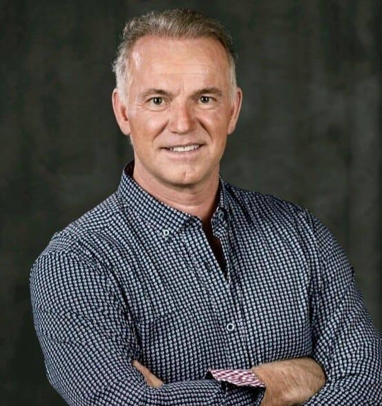 Land Listing Agent Photo