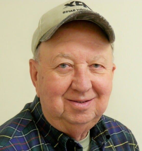 Land Listing Agent Photo