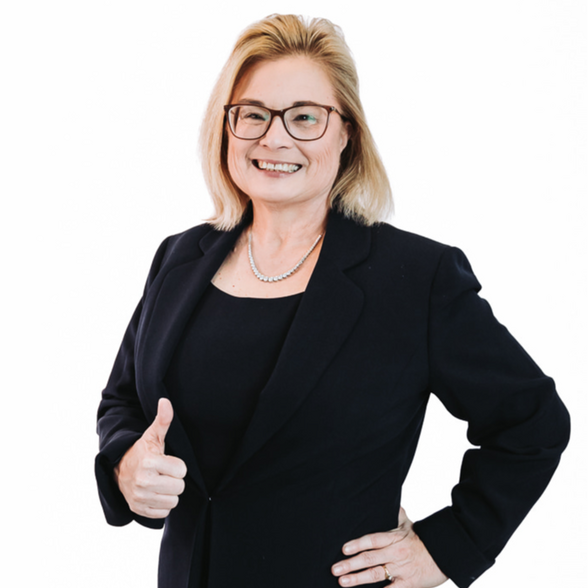 Land Listing Agent Photo