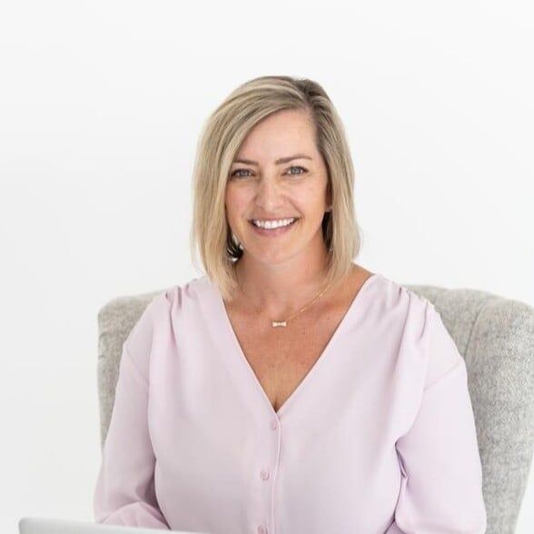 Land Listing Agent Photo