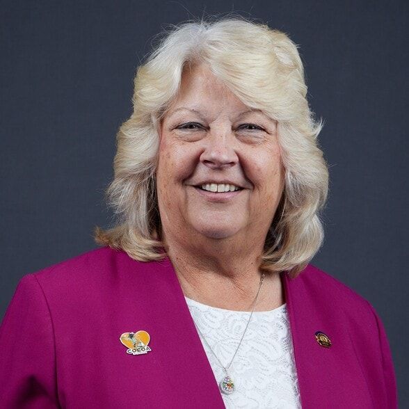 Land Listing Agent Photo